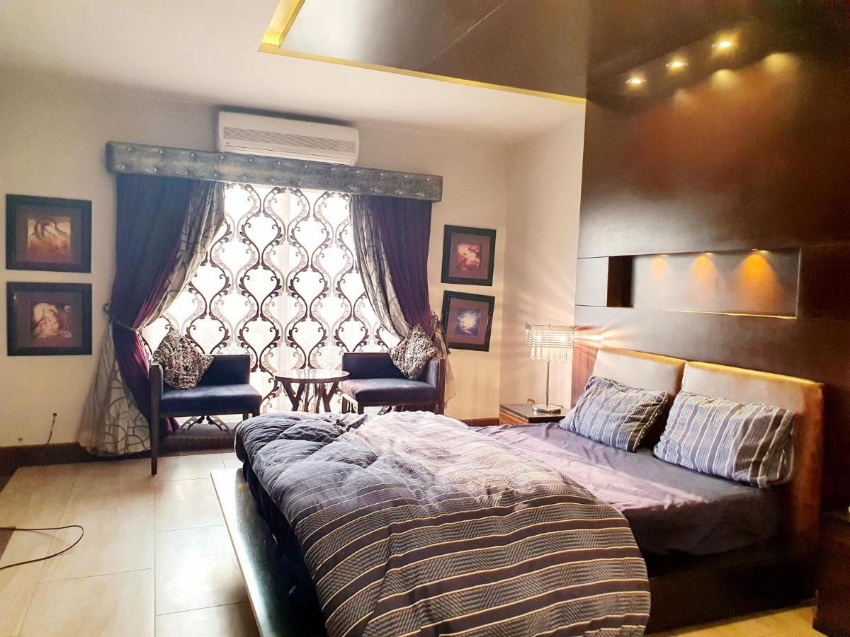 Luxurious Boutique One Bed Apartment In Bahria Town Rawalpindi Bagian luar foto